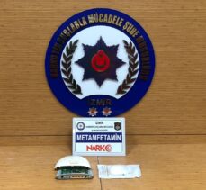 İzmir'de modeme gizlenmiş 43,94 gram uyuşturucu ele geçirildi