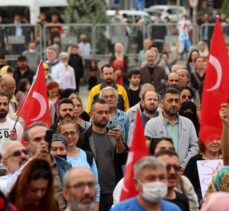 Kovid-19 aşısı karşıtları, İzmir'de miting düzenledi