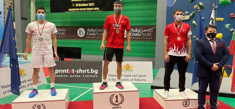 Milli badmintoncular Bulgaristan'da 5 madalya kazandı