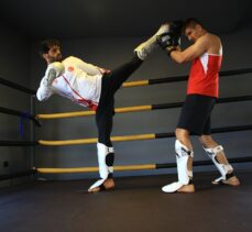 Milli kick boksçu Batuhan Bozatlı, ringe dünya şampiyonluğu için çıkacak