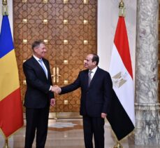 Mısır Cumhurbaşkanı Sisi, Romanyalı mevkidaşı Iohannis ile enerji ve ekonomik iş birliğini görüştü