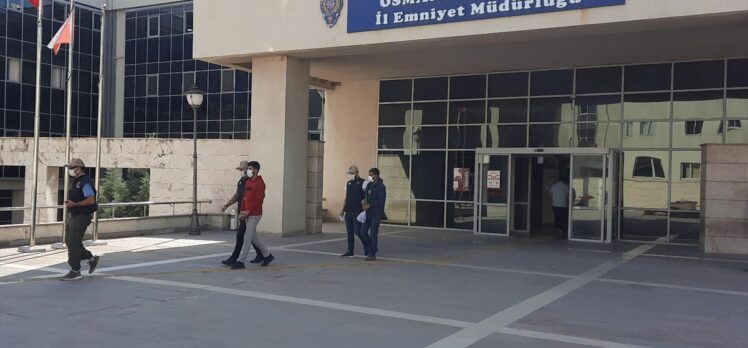 Osmaniye merkezli 5 ilde düzenlenen PKK/KCK operasyonunda yakalanan 5 zanlıdan 3'ü tutuklandı