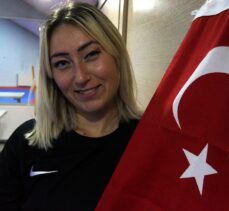 Para tekvandocu Kadriye Turgut, Dünya Şampiyonası'nda altın madalyaya odaklandı