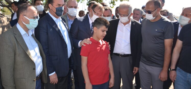 TBMM İnsan Haklarını İnceleme Komisyonu Başkanı Çavuşoğlu, Muş'ta ziyaretlerde bulundu: