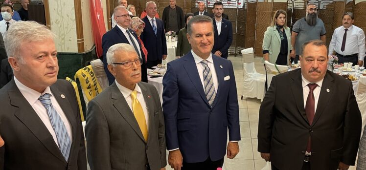 TDP Genel Başkanı Sarıgül, Balıkesir'de muhtarlarla bir araya geldi:
