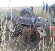 Tokat'ta devrilen traktörün sürücüsü öldü