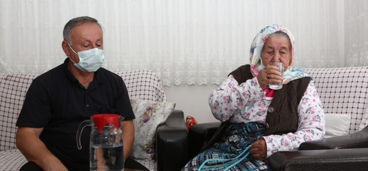 Trabzon'da 106 yaşında Kovid-19'u yenen Nuriye Özkan'dan aşı çağrısı:
