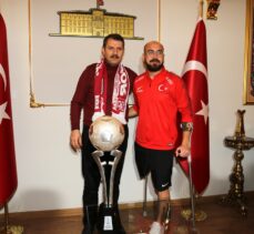 Ampute Milli Futbol Takımı, Sivasspor'u ziyaret etti
