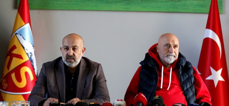 Asbaşkan Çamlı ile teknik direktör Karaman, Kayserispor'daki gelişmeleri değerlendirdi