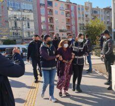 Balıkesir'de polis memurunun şehit edilmesine ilişkin yakalanan 12 zanlı adliyede
