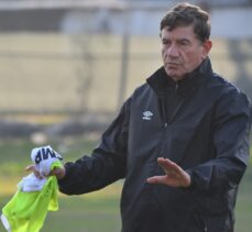 Balıkesirspor'un yeni teknik direktörü Giray Bulak oldu
