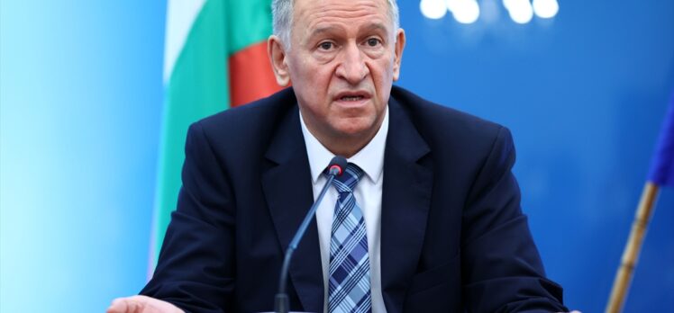 Bulgaristan Sağlık Bakanı Katzarov, Kovid-19 salgınında durumun “kritik” olduğunu bildirdi