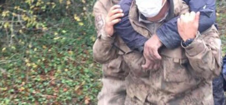 Bursa'da ormanlık alanda kaybolan yaşlı adam 14 saat sonra bulundu