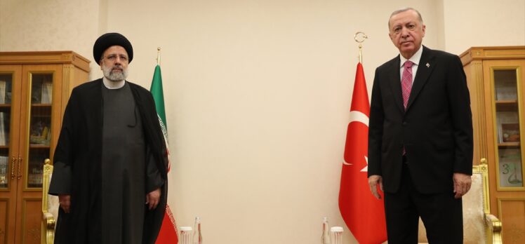 Cumhurbaşkanı Erdoğan, İran Cumhurbaşkanı Reisi ile bir araya geldi