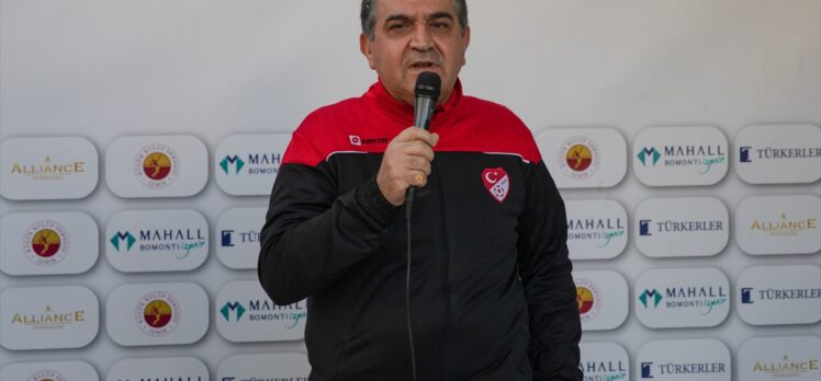 Bakan Yardımcısı Kaymakcı, İzmir Avrupa Kariyer Konsolosları Tenis Turnuvası'na katıldı: