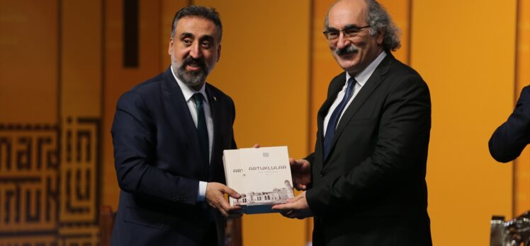 İlim Yayma Vakfı Mütevelli Heyeti Başkanı Bilal Erdoğan Mardin'de çalıştaya katıldı: