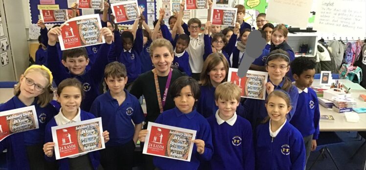 İngiliz öğrenciler Öğretmenler Gününü video klip ile kutladı