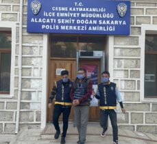 GÜNCELLEME – İzmir'de av tüfeğiyle eşini yaralayıp bir kişiyi öldüren şüpheli gözaltına alındı