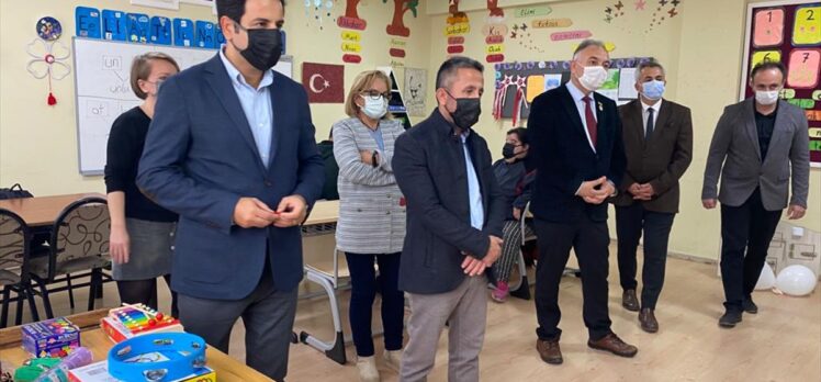 İzmir'de İlkay Gündoğan'ın desteğiyle otizmliler için özel materyal donanımlı sınıf açıldı
