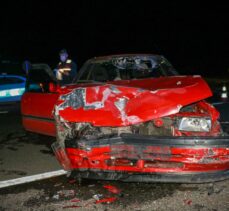 Kastamonu'da iki otomobilin çarpıştığı kazada 11 kişi yaralandı