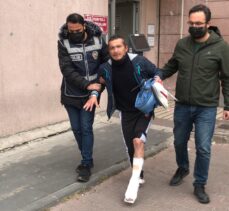 Kayseri'de polisten kaçmak için pencereden atlayan firari hükümlünün ayağı kırıldı