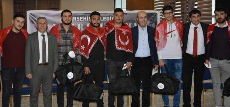 Kırşehir'de vatani görevini yapacak gençler için toplu asker uğurlama etkinliği düzenlendi