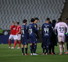 Koronavirüs mağduru Belenenses, Benfica'ya 48 dakika dayanabildi