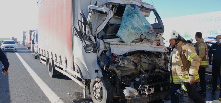 Kuzey Marmara Otoyolu'nda trafik kazasında 1 kişi yaralandı