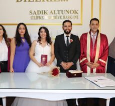 Mersin'de öğretmen çift, Öğretmenler Günü'nde evlendi