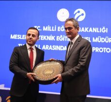 Milli Eğitim Bakanı Özer, Turkcell ile “Geleceği Yazanlar-Gençlere Yatırım, Geleceğe Yazılım” imza protokolünde konuştu: