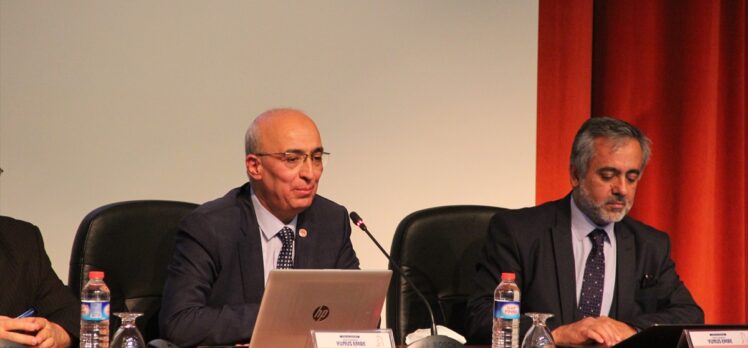 TDK Başkanı Prof. Dr. Gülsevin, Malatya'da “Yunus Emre Konferansı”nda konuştu:
