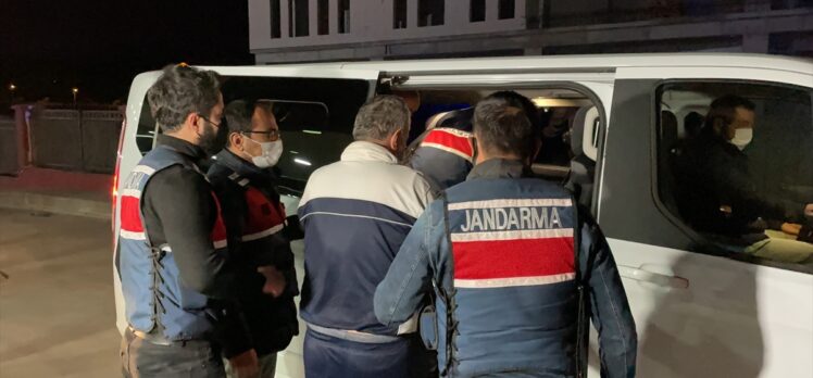 Yunanistan'a kaçarken yakalanan HDP'li eski belediye başkanı ile iş adamı Adıyaman'a getirildi
