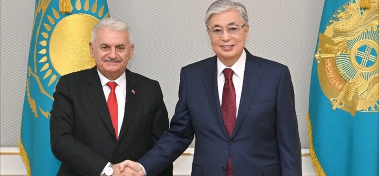 AK Parti Genel Başkanvekili Yıldırım, Kazakistan Cumhurbaşkanı Tokayev ile görüştü