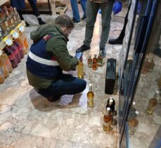 Antalya'da sahte içki denetiminde bir şüpheli yakalandı