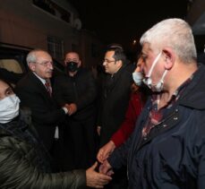 CHP Genel Başkanı Kılıçdaroğlu'ndan vefat eden halasının evine taziye ziyareti