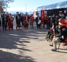 Erzincan'da engelliler ile aileleri trenle eğlence turuna çıktı