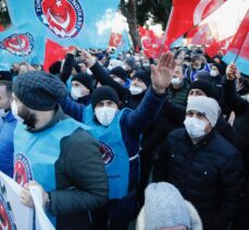 Eskişehir'de Türk Metal Sendikası üyelerinden toplu iş sözleşmesi eylemi