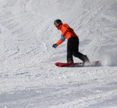 Ilgaz Dağı'ndaki Yurduntepe Kayak Merkezi ziyaretçilerini ağırlamaya başladı