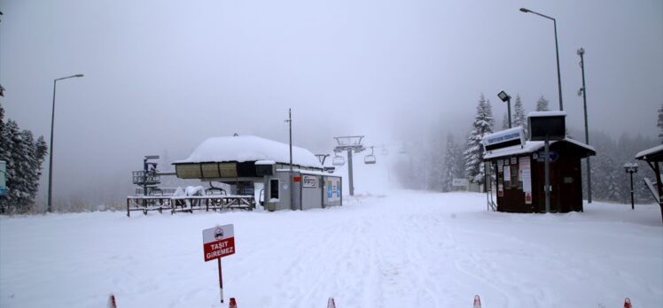 Ilgaz Kayak Merkezi'nde kar kalınlığı 20 santimetreye ulaştı