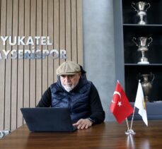 Kayserispor Teknik Direktörü Karaman, AA'nın “Yılın Fotoğrafları” oylamasına katıldı