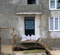 Kırklareli'de taşkın nedeniyle evlerinde mahsur kalanlar AFAD ekiplerince kurtarıldı