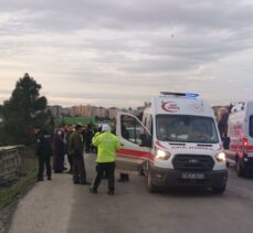 Kocaeli'de devrilen midibüsteki 7 yolcu yaralandı