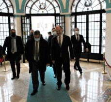 Malezya Dışişleri Bakanı Seyfeddin Abdullah, Ankara'da YEE'yi ziyaret etti