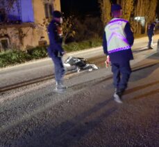 Mersin'de ölümlü ve yaralanmalı trafik kazasına karışan 2 araç sürücüsünden 1'i yakalandı