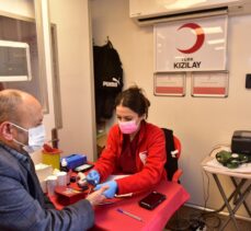Tuzla'da Türk Kızılay'a kan bağışı kampanyası başlatıldı