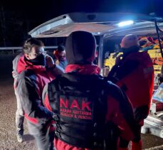 Uludağ'da mahsur kalan 3 kişiye ulaşılmaya çalışılıyor