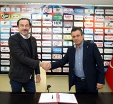 1461 Trabzon FK teknik direktör Yusuf Şimşek ile anlaştı
