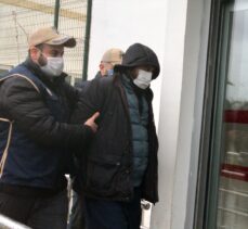 Adana'da terör örgütü DEAŞ operasyonunda yakalanan 4 zanlı adliyede