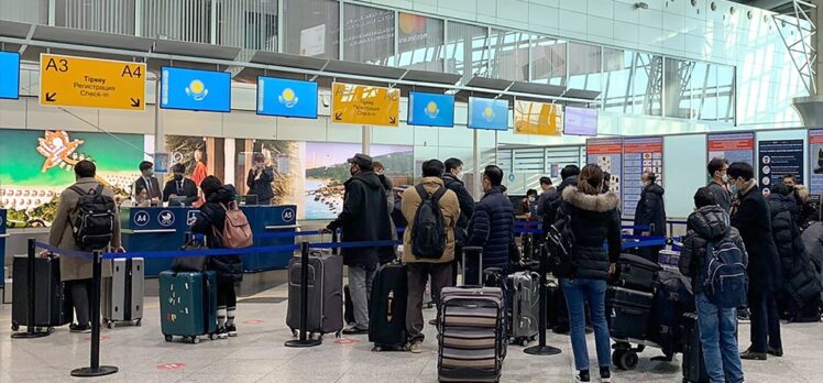 Almatı Havalimanı bu sabah uçuşlara açıldı