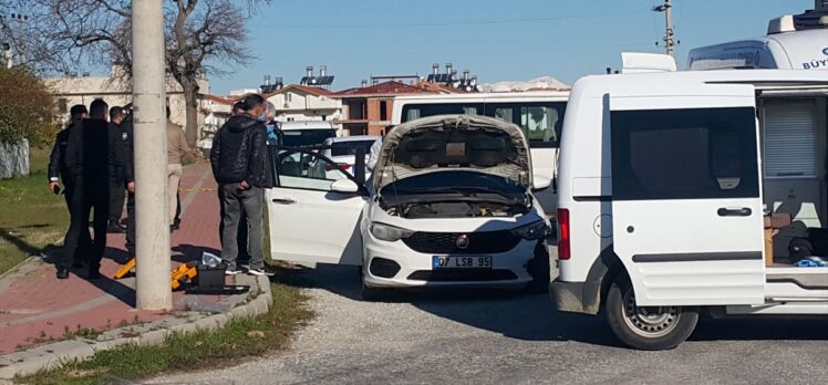 Antalya'da bir kişi otomobilde başından vurulmuş halde ölü bulundu